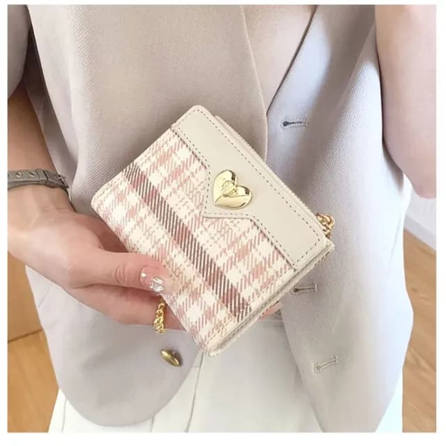 【氣質女孩】愛心格紋短夾零錢包(韓版 短夾 多卡槽 多卡位 女夾 女皮夾 女錢包 零錢袋 女