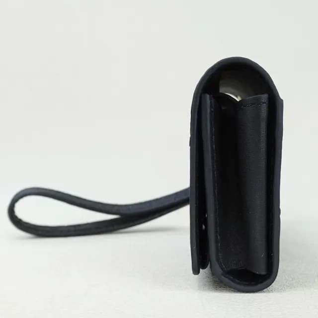 【M2ND】雙11 漪潔鴕鳥皮短夾零錢包(黑-T71A)