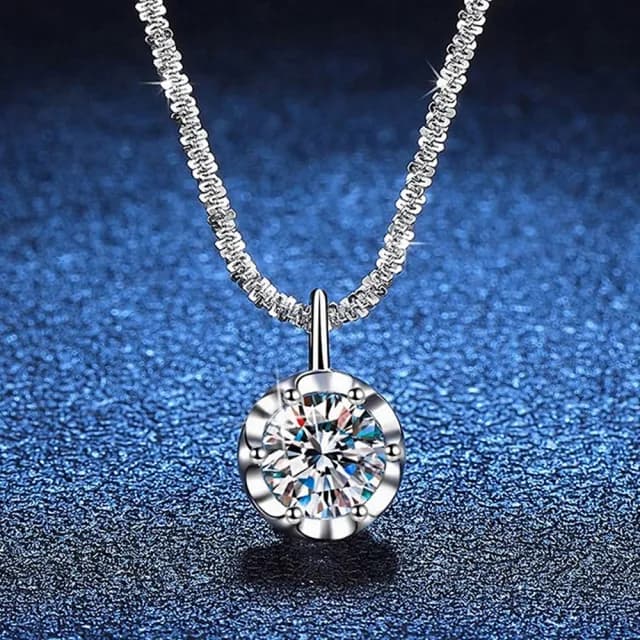 【巴黎精品】現貨+預購 頂級莫桑鑽石項鍊925純銀女項鍊項鏈鎖骨鏈情人節禮物(1克拉閃耀皇冠女飾品a1kv1)