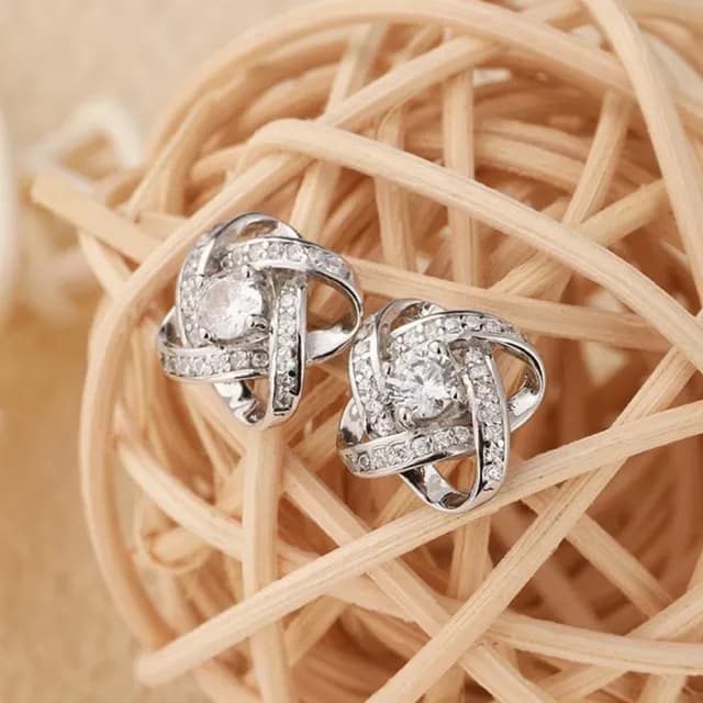 【KT DADA】雙11 四葉草耳環 耳釘 耳飾 純銀耳環 百搭飾品 六爪雪花旋轉