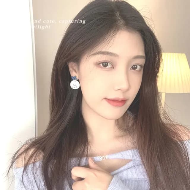 【可愛飾品】藍色蝴蝶結貓咪耳環1對(耳針 耳飾 配飾 動物 俏皮 兒童 飾品)