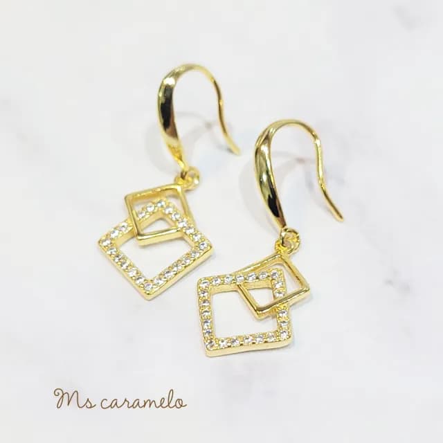 【Ms caramelo 焦糖小姐】925純銀鍍K黃 幾何正方形耳環(鋯石耳環)