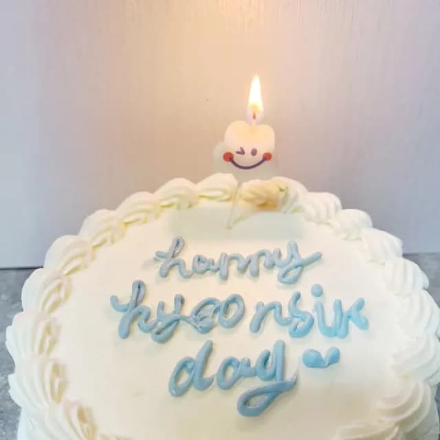 【微笑wink】可愛雲朵笑臉生日蠟燭10支入(眨眼 生日蛋糕 派對 祝福 慶生 節日 節慶 萬用蠟燭 造型蠟燭)