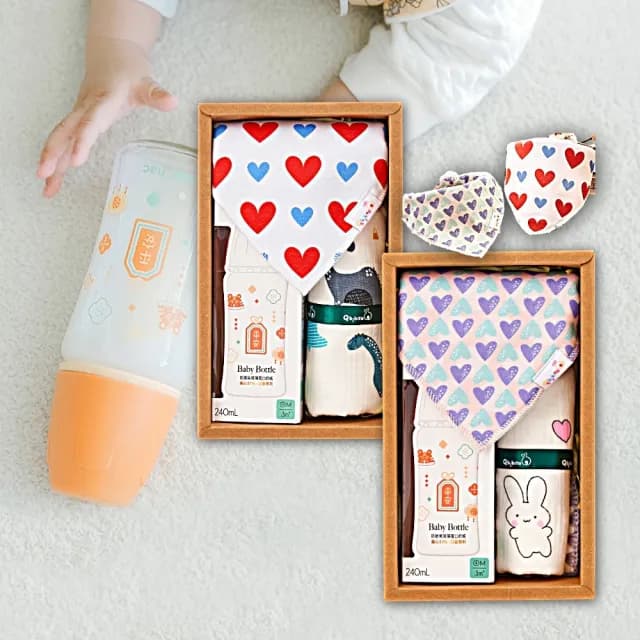 【Qbibiya】平安小禮盒多款-奶瓶+圍兜+紗布巾(滿月禮盒彌月禮盒新生兒生日禮物)