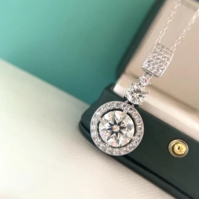 【時尚巴黎】現貨+預購 頂級莫桑鑽石項鍊925純銀女項鍊鎖骨鍊項鏈情人節禮物(5克拉鎖骨新款個性74lq68)