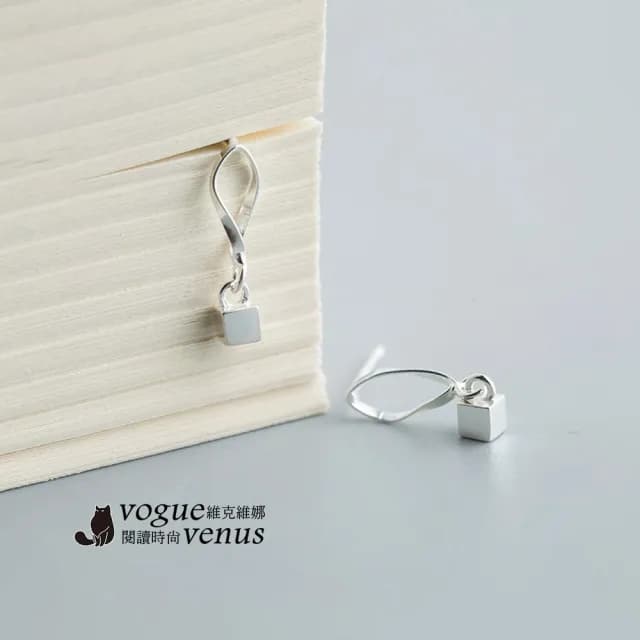 【維克維娜】螺旋線條小方塊925純銀耳環