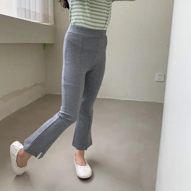 【Baby 童衣】兒童初秋薄長褲 女童褲管開叉微喇叭褲 素色休閒褲 89143(共２色)