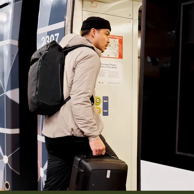 【Bellroy】Venture Travel Pack - 26L 大容量後背包 筆電包 出國旅行 商務 登山包 禮物 送禮 推薦(黑色)