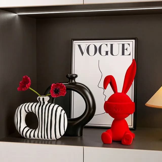 【Loha 樂活家】簡約小擺件-長耳紅兔子(裝飾品 動物擺件 喬遷禮物 軟裝飾品 陳列品 客餐廳玄關櫃背景擺件)
