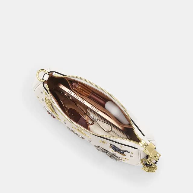 【COACH】蔻馳官方直營 TERI 別針裝飾單肩手袋 肩背包-IM/粉筆白色(CCE87)