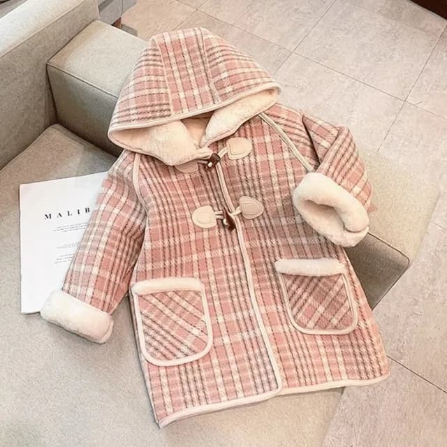 【橘魔法】粉嫩格紋毛絨連帽長袖外套(大衣 外套 厚 外套 連帽 刷毛 加絨 女童 兒童 中童 童裝 保暖)
