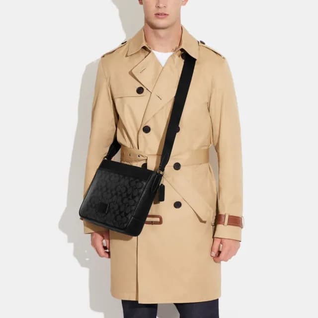 【COACH】蔻馳官方直營 DISTRICT/FINN/HOBO 經典Logo斜背包 腰包-多款任選(CH078/CV761/CAX42)