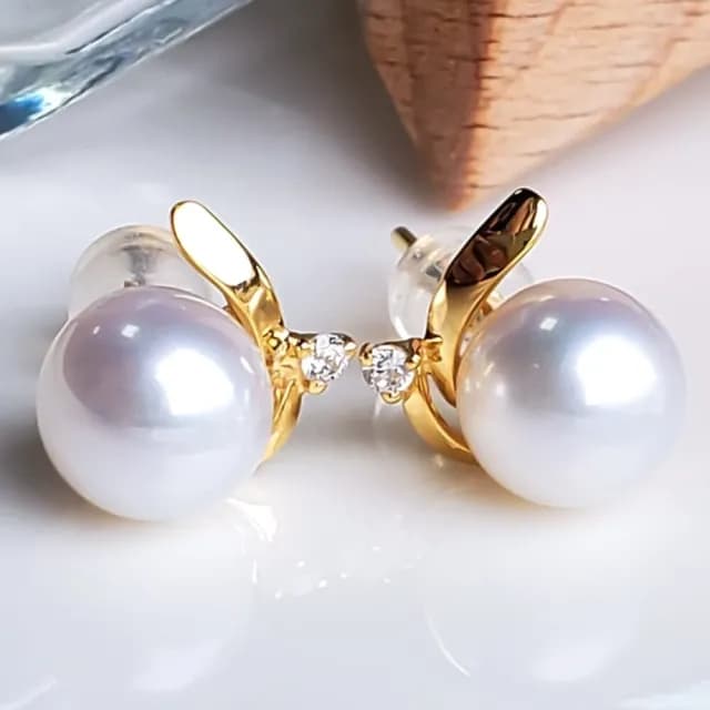 【La Corser】8-8.5mm 日本海水 Akoya 天然珍珠 翅膀設計 耳環 耳墜 18K金 耳飾 女款 簡約風格