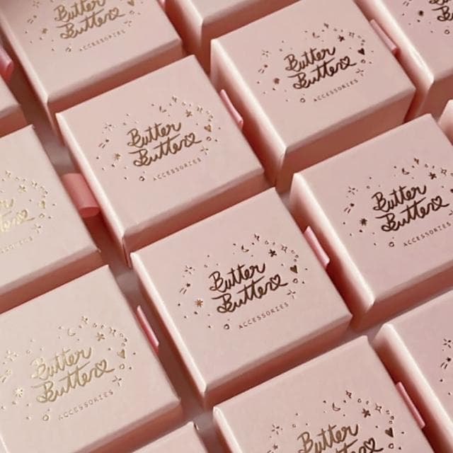 【ButterButter】Bowtie 精緻蝴蝶結 亮鑽 金色可愛 女耳環(新年 過年 送禮 禮物)