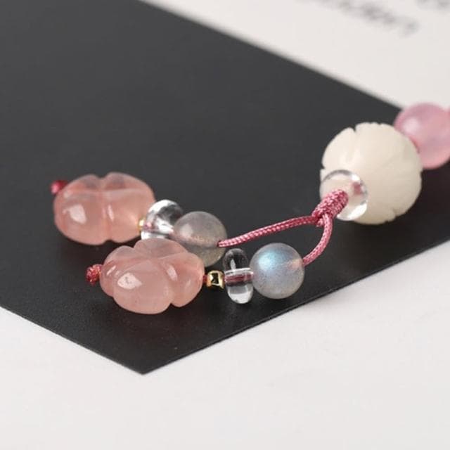 【MoonDy】掛件 掛飾 吊飾 粉晶吊飾 四葉草飾品 可愛吊飾 包包吊飾 招桃花 手機吊飾 百搭飾品 保平安 送女生 生日禮物