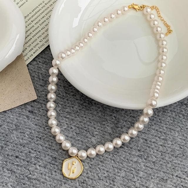 【KT DADA】小香項鍊 韓國項鍊 日系項鍊 串珠項鍊 女生飾品 女生禮物 閨蜜送禮 珍珠項鍊 短鍊 鎖骨鏈 氣質項鍊 小花項鍊