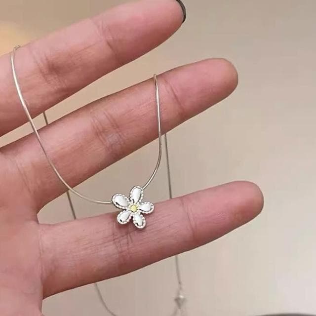 【KT DADA】簡約項鍊 蛇骨項鍊 細項鍊 銀項鍊 送禮 女生禮物 小雛菊項鍊 小花項鍊 純銀項鍊 女項鍊 韓國項鍊 日系項鍊