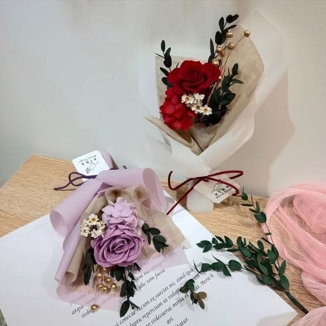 【KIRA與花花藝】花晨月夕/永生花小花束-神秘紫(情人節花束/畢業花束/生日禮物/七夕情人節/永生花/乾燥花/玫瑰)