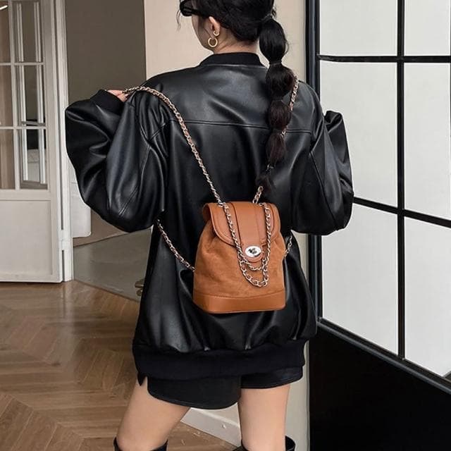 【LEESA】包包\水桶後背包\小背包\小香風包包\磨砂皮包包\美拉德包包\復古後背包\水桶包\鏈條肩背包\禮物
