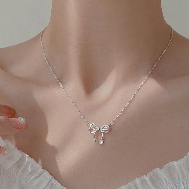 【KEDDY】女生項鍊 韓國項鍊 鎖骨項鍊 女朋友生日禮物 銀飾品 999純銀項鍊 小眾蝴蝶結 情人節禮物