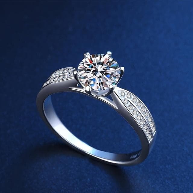 【KT DADA】婚戒 生日禮物 高貴 莫桑石戒指 仿真寶石 貴婦戒指 時尚手飾 女朋友禮物 訂婚戒