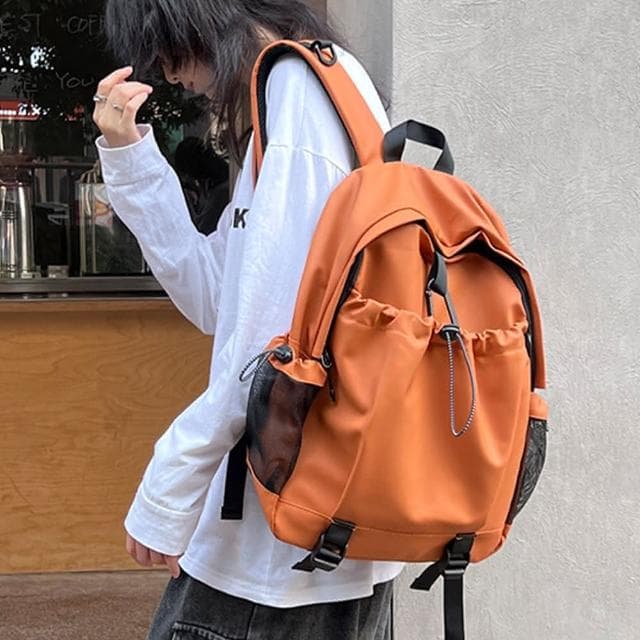 【MoonDy】包包 後背包 女包包 休閒後背包 大容量防水包 黑色後背包 大容量後背包 輕便包包 旅行背包 男包包 生日禮物