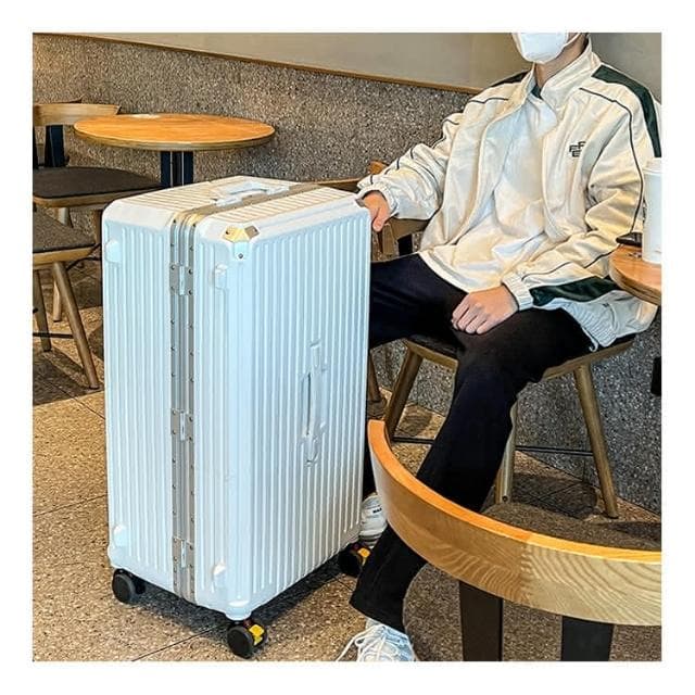 逆主流  32吋大容量行李箱 鋁框行李箱 杯架旅行箱 多功能行李箱行李箱 台灣出貨(胖胖箱，大容量，鋁框，多功能行李箱)