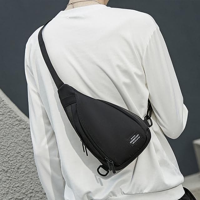 【LEEHER】情侶包/胸包女生/男生包包/女生包包/腰包/胸包/肩背/防水胸包/小胸包/後背包/騎車包/禮物