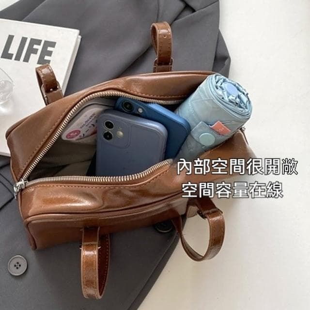 【LEEHER】女生/包包/保齡球包/復古包包/小眾包包/腋下包/單肩包/肩背包/大容量包包/黑色女包/平價包包/百搭單肩包/禮物