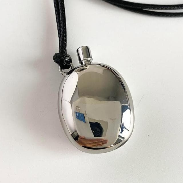 【MoonDy】飾品 歐美項鍊 小酒壺 小圓環 皮繩項鍊 項鍊 男女同款 吊墜 吊飾 白金項鍊情侶項鍊 禮物 325