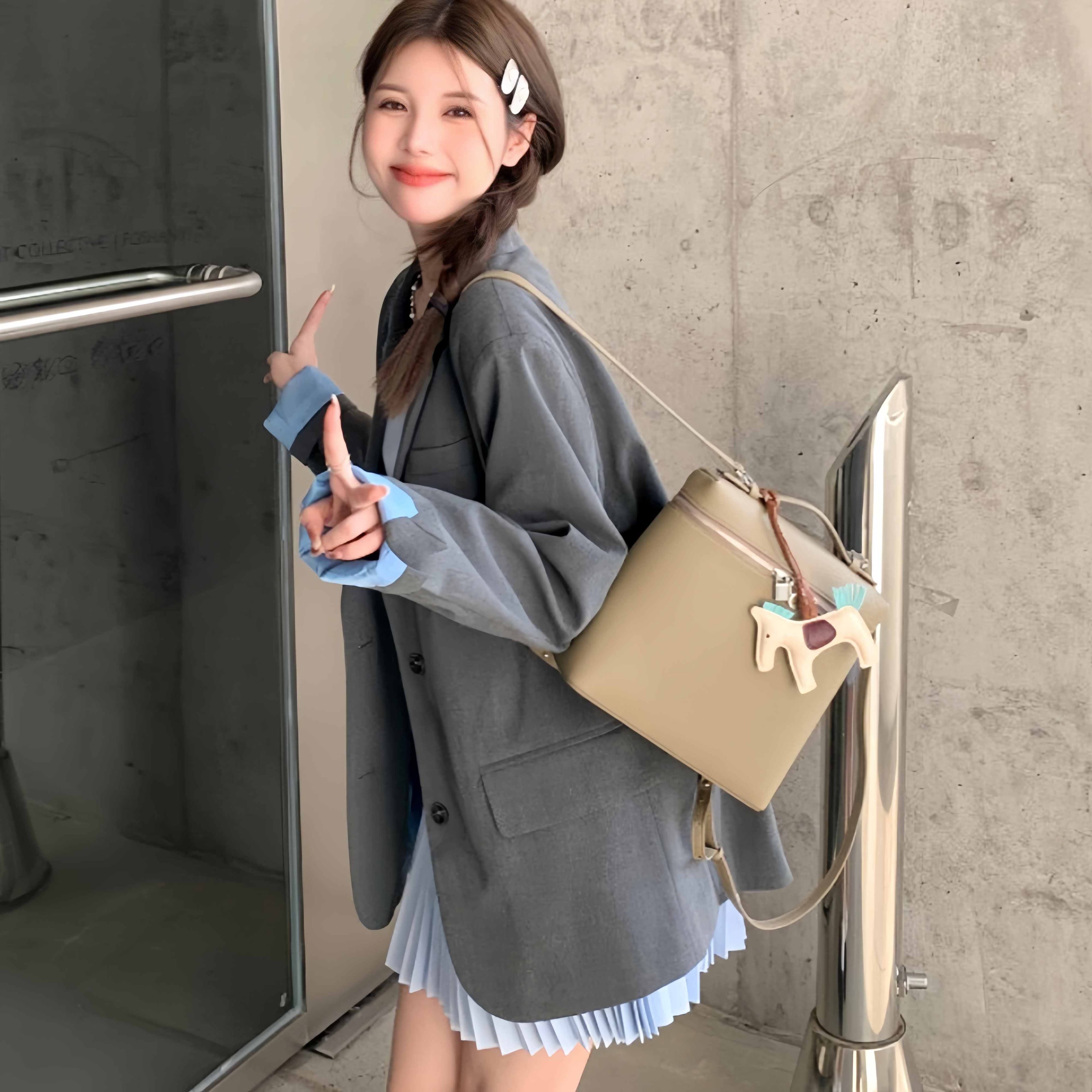 【MoonDy】包包 後背包 手提包 真皮包包 牛皮背包 飯盒包 通勤後背包 小背包 可愛包包 真皮手提包 荔枝紋包包 女生禮物