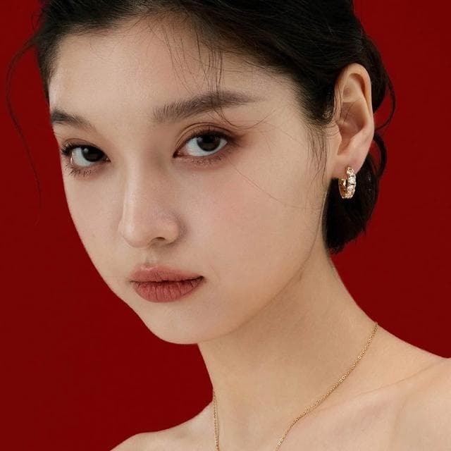 【LEEHER】祖母綠/小圈耳環/高級感/輕奢/耳飾/耳扣/耳環/耳環女/簡約耳環/ins風/小配飾/韓國飾品/送女生/生日禮物/