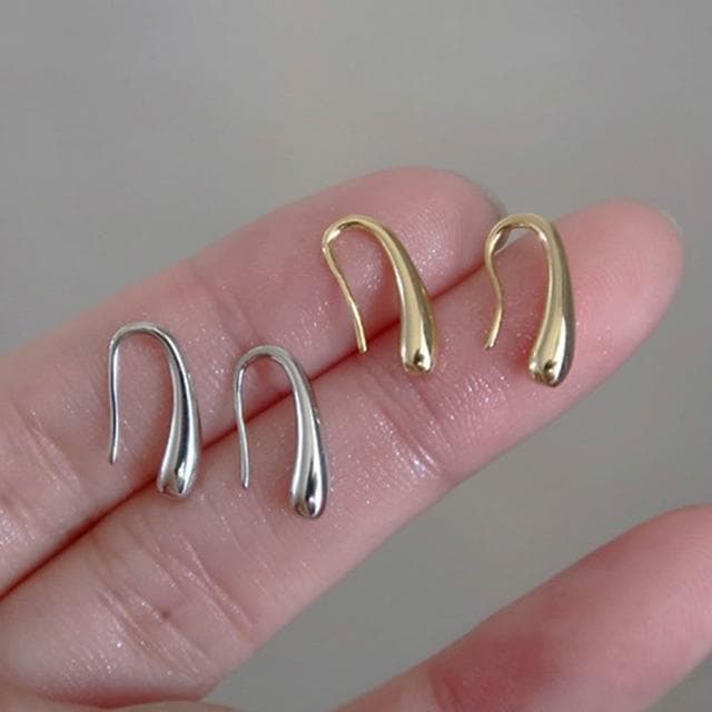【LEESA】純銀耳環\耳飾\韓國飾品\耳勾\個性耳環\正韓耳環\耳環\耳環女\925\金色耳環\純銀飾品\水滴耳環\女生禮物\