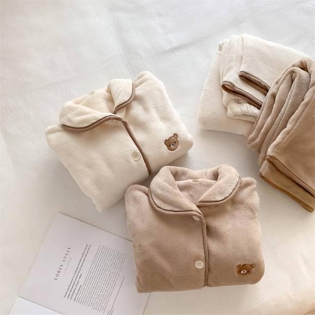 7PuPu🧸奶油系小熊法蘭绒情侶睡衣(冬季/居家服/冬天睡衣/情侶衣/男生睡衣/睡褲/聖誕禮物)