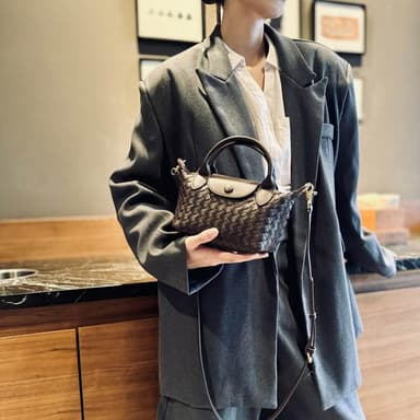 【KT DADA】斜背小包 散步包 氣質包包 黑色包包 女生生日禮物 包包 手提包 側背包 單肩包 斜背包 編織包 水餃包 托特包