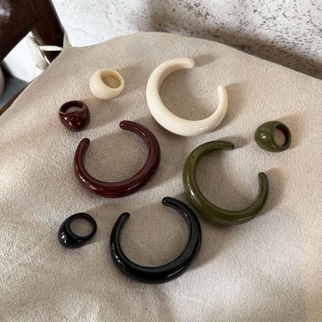 【LEEHER】樹酯手鐲/生日禮物/小眾設計/時尚設計感/手環/簡約/ins風/男女通用/大圈口手鐲/閨密手鐲/禮物/交換禮物/