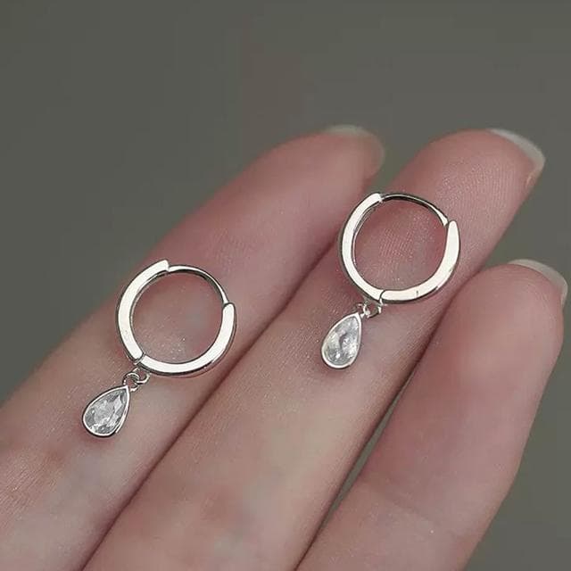 【LEESA】999純銀\鋯石\耳扣\耳環女\水滴耳環\圓圈耳環\耳墜\小眾設計\耳飾\造型耳環\歐美耳環\日系穿搭\配飾\禮物