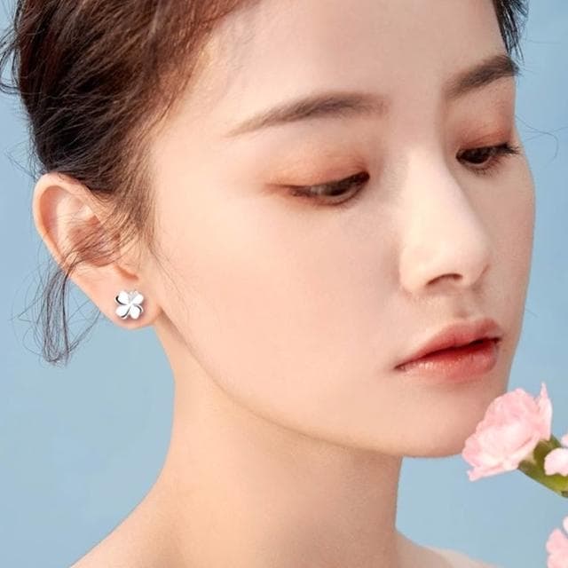 【LEEHER】防過敏耳環/生日禮物/耳環/耳針/耳飾/白金耳環/個性/氣質/純銀耳環/四葉草/幸運草/耳釘/女生/小眾設計/