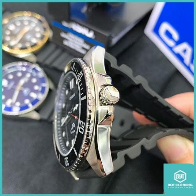 【CASIO 卡西歐】CASIO MDV-106 黑銀 黑金 金屬藍 槍魚 水鬼 潛水錶 200米 台灣公司貨 數量激少 DOT聚點