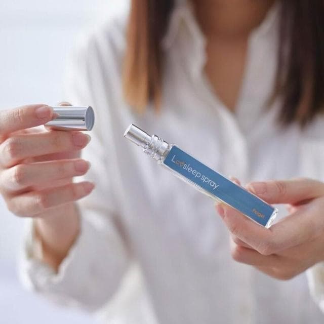 愛睡 放輕鬆 睡眠噴霧 枕頭噴霧 (母親節禮物 女友生日禮物 睡眠精油 助眠精油 香水 香氛 實用禮物 )