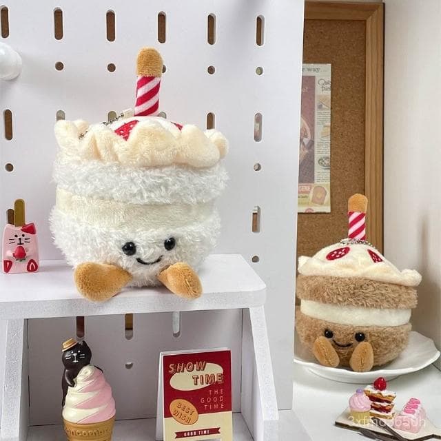 臺灣  可愛仿真蛋糕毛絨掛件生日禮物毛絨玩具公仔蛋糕玩偶布偶娃娃
