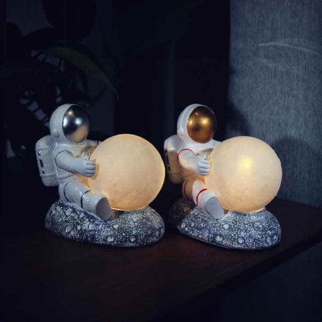 交換禮物 太空人月球小夜燈 小夜燈 床頭燈 禮物 七種顏色 六款選擇 聖誕節 情人節