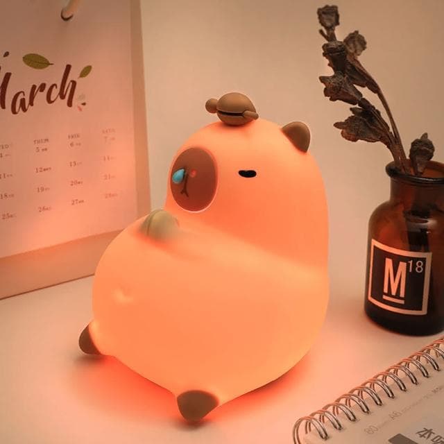 流鼻涕的卡皮巴拉拍拍燈小夜燈 卡皮巴拉造型夜燈 捏捏燈 拍拍燈  水豚君夜燈 交換禮物 聖誕節禮物 畢業禮物