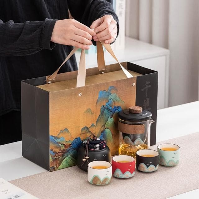 手繪遠山國潮功夫茶具整套禮物品高檔商務送領導老師父親一壺四杯