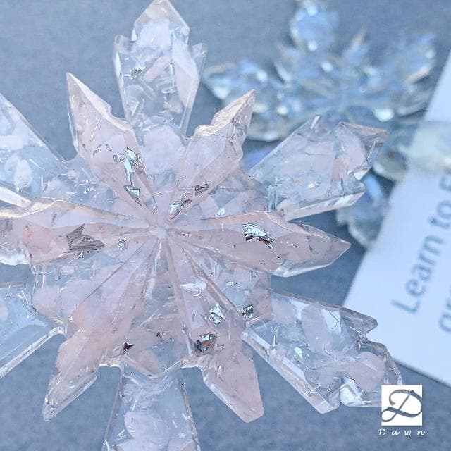 【Dawn Fashion 彤恩時尚】水晶雪花掛飾 M號 // 原礦碎石 海藍寶 超七 蛋白石/生日禮物/畢業禮物/開幕禮