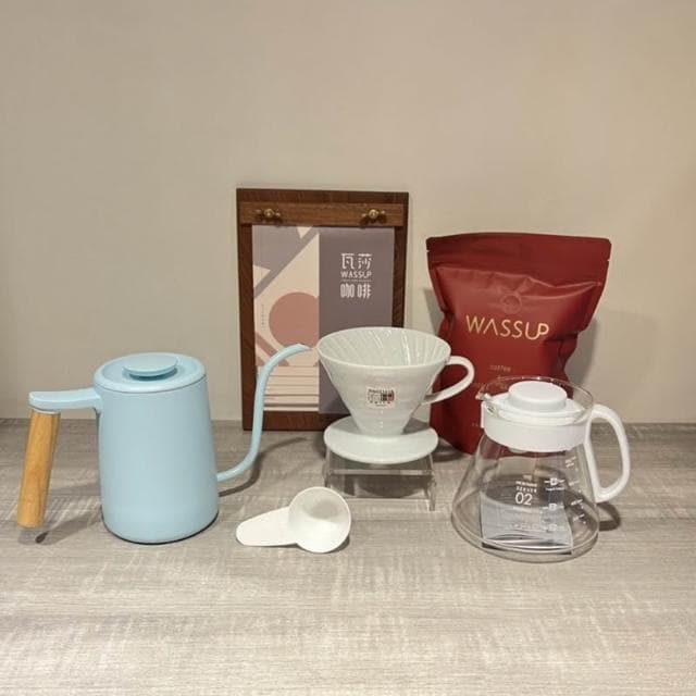 【TIMEMORE 泰摩】手沖壺700ml+Hario V60白色陶瓷有田燒手沖咖啡壺組+瓦莎半磅咖啡豆隨機