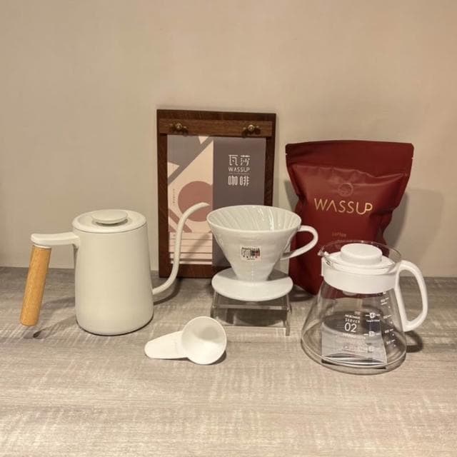 【TIMEMORE 泰摩】手沖壺700ml+Hario V60白色陶瓷有田燒手沖咖啡壺組+瓦莎半磅咖啡豆隨機