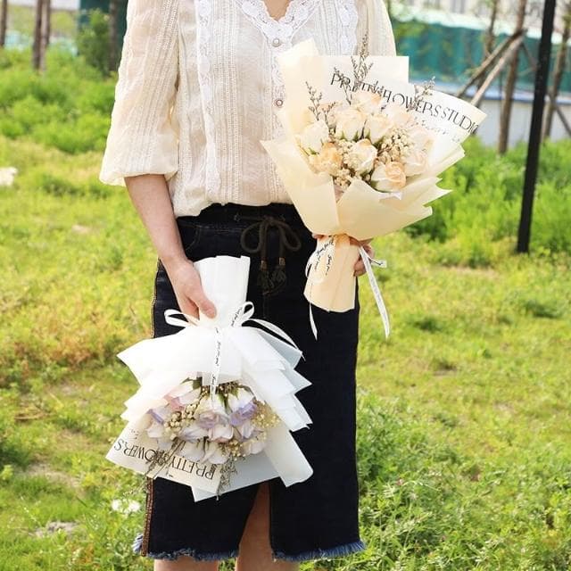 現貨秒發+隔日到店 禮物 畢業花束 永生花 永生花束 乾燥花束 碎冰藍玫瑰永生花滿天星幹花花束情人節生日禮物花束送朋友