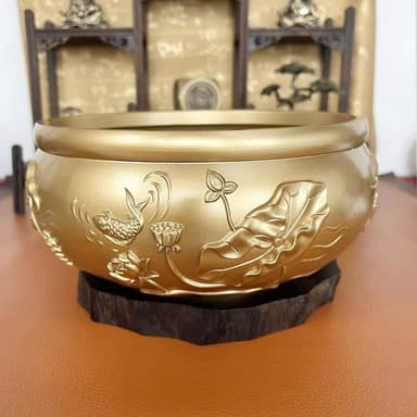 黃銅荷葉年年有餘招財缸浮雕聚寶盆家居辦公創意桌面擺件喬遷禮物