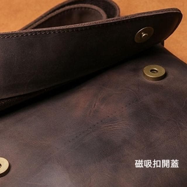 【LEEHER】真皮包/復古斜背包/牛皮側背包/單肩包/大容量側背包/ipad包/攜便包/高級感/韓國/情侶包包/禮物